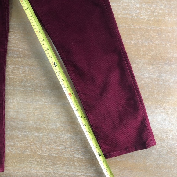 Levi's Corduroy Pants Womens Size 24 Wedgie Straight Burgundy Red Button Fly - Picture 10 of 14